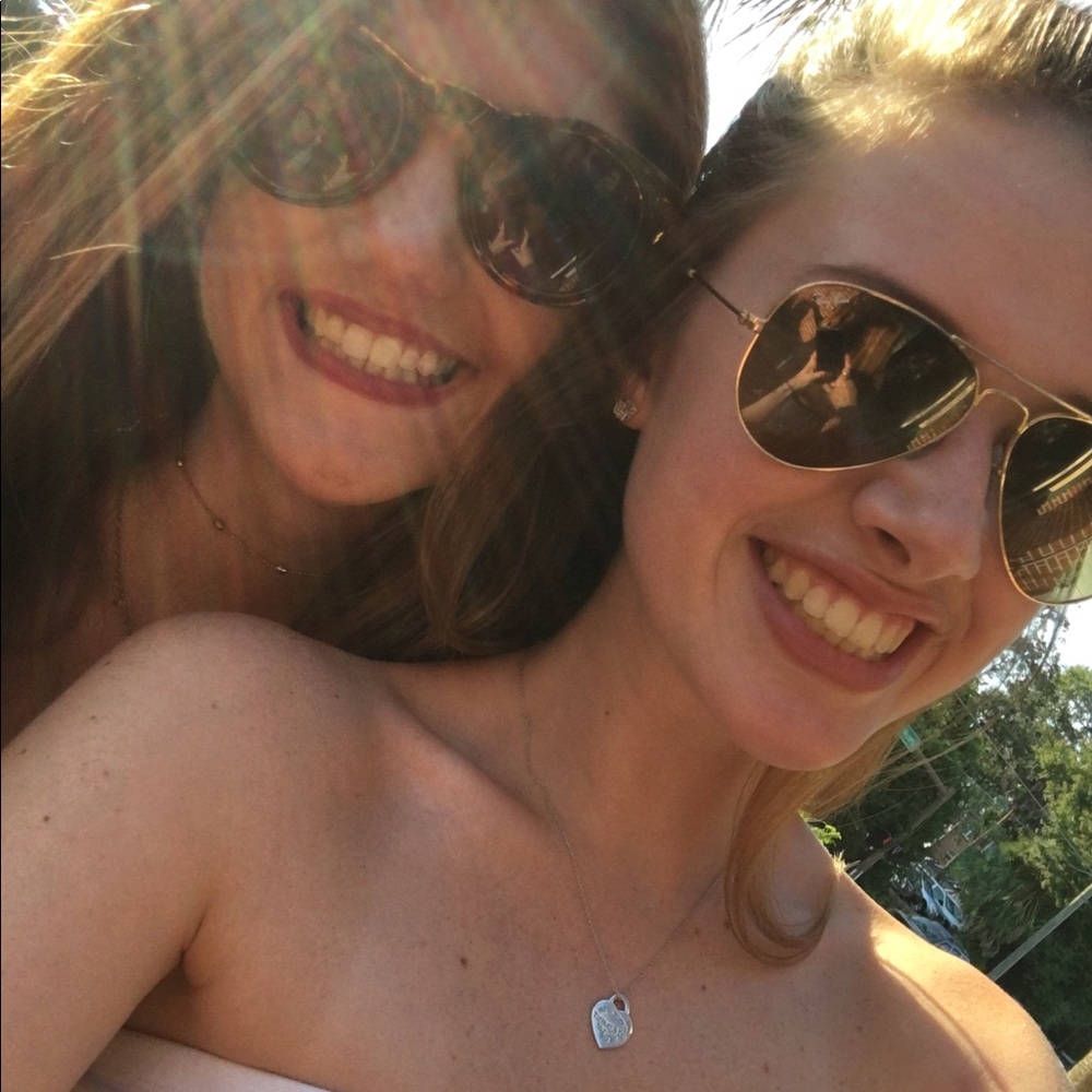 Meet your Posher, Sky