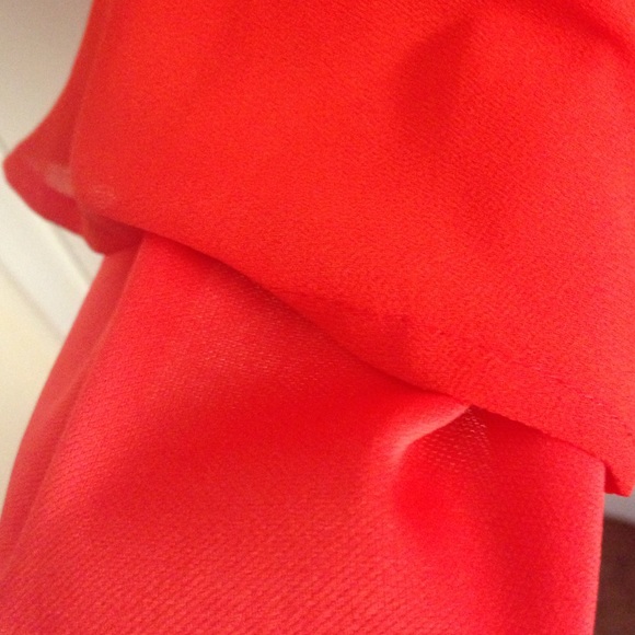 Pleated Coral Sundress - Picture 4 of 4