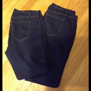 Bundle two pairs of skinny jeans