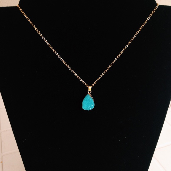 Turquoise/Black/Green Druzy Crystal Chain Necklace - Picture 2 of 4