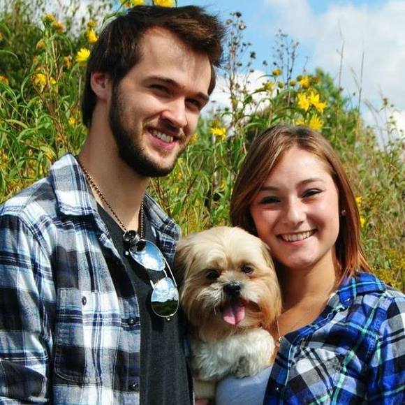 Meet your Posher, Alyssa - Picture 1 of 1