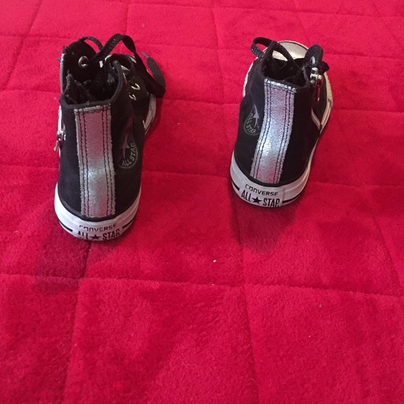 Shoes - Picture 2 of 4