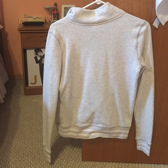 PINK SWEATER - Picture 2 of 3