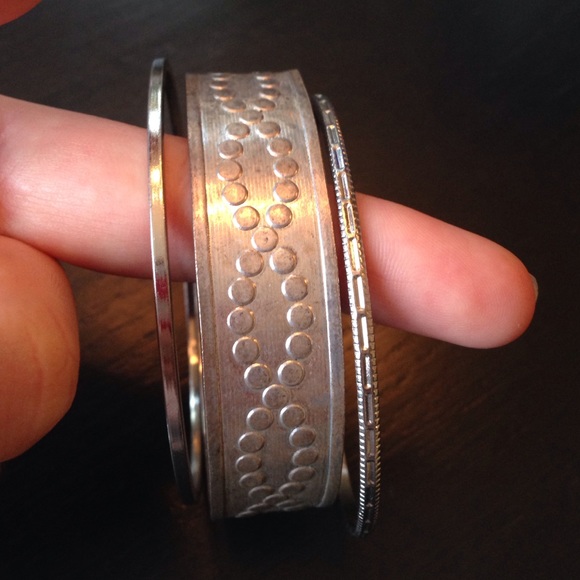 Bangle Set - Picture 2 of 3