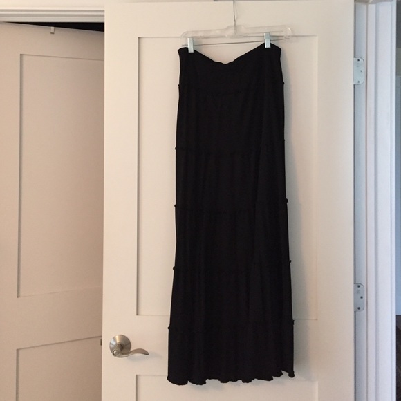 Long black skirt