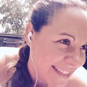 Meet your Posher, Becky