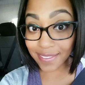 Meet your Posher, Mayra