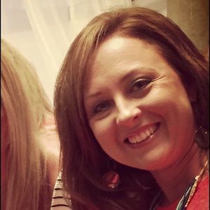 Meet your Posher, Leslie