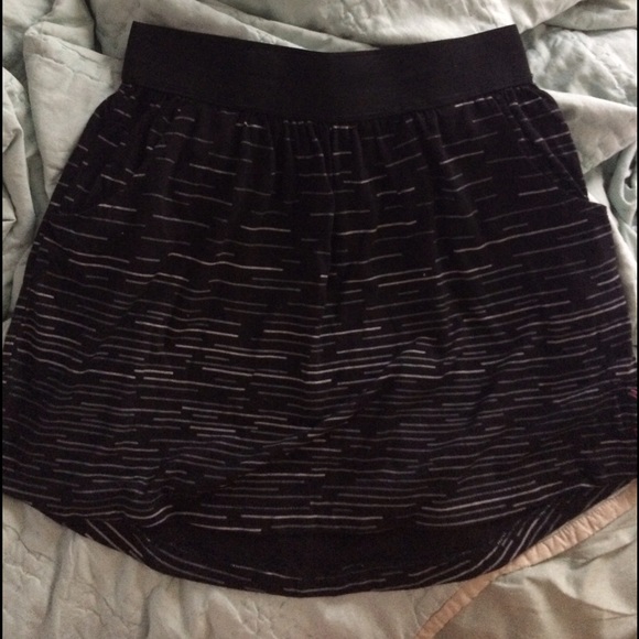 mini skirt with pockets! (NO TRADES)