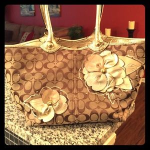 👜 Authentic Coach Purse!! 👜