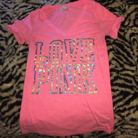 LOVE PINK tee