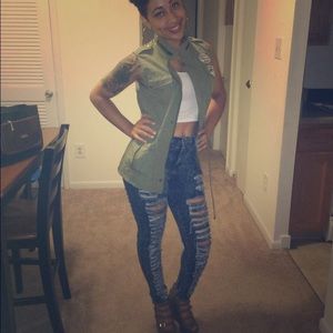 Highwaisted ripped jeans