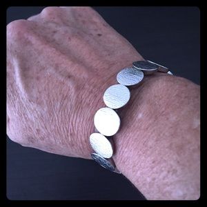 Matte finish Silver Elastic Bracelet BIJOUX