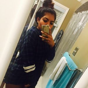 Meet your Posher, Daniela