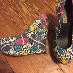 Steven Madden wedges