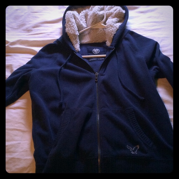 American Eagle zip up