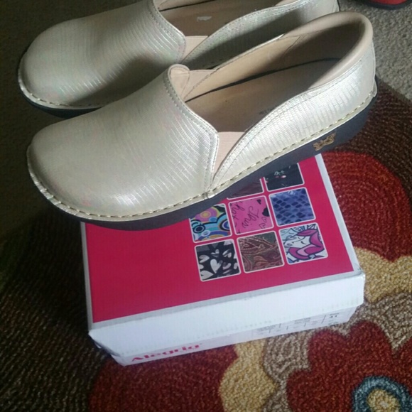 Algeria - Picture 3 of 3