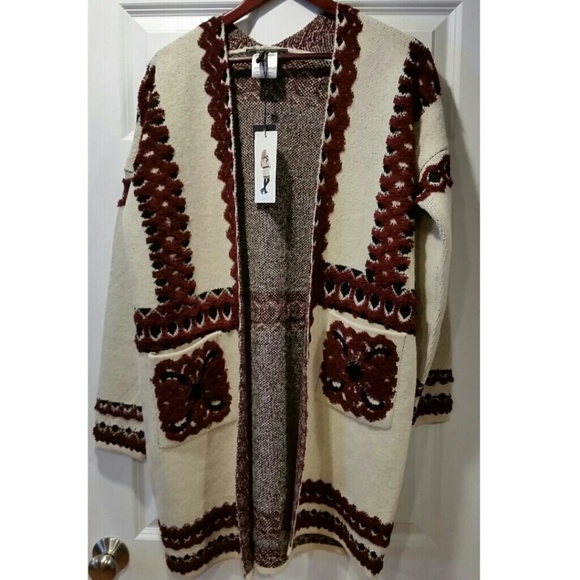 BCBGMaxAzria Sweaters - BCBGMAXAZRIA  sweater coat, ivory/wine small