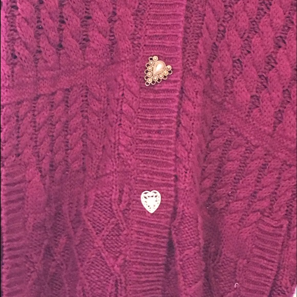 Sweater - Picture 3 of 3