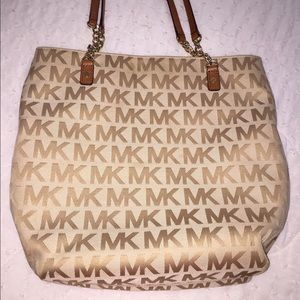 100%authentic MK purse