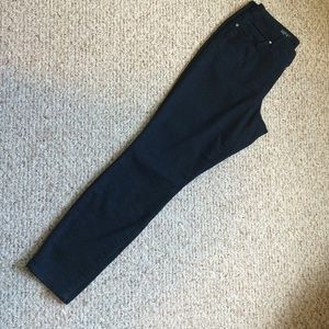 Dark skinny jeans