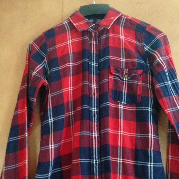 Red and blue flannel - Picture 2 of 4