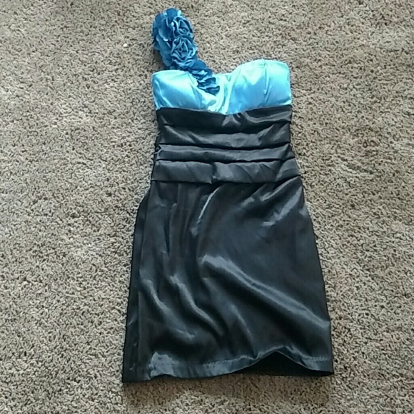 Cute cocktail dress.