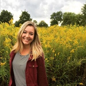 Meet your Posher, Leah