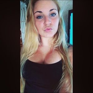 Meet your Posher, Breanne