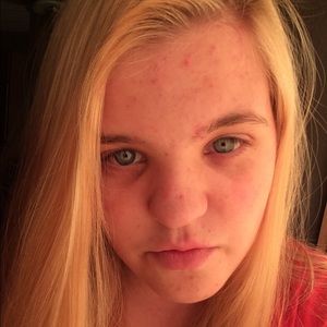 Meet your Posher, Kenzie