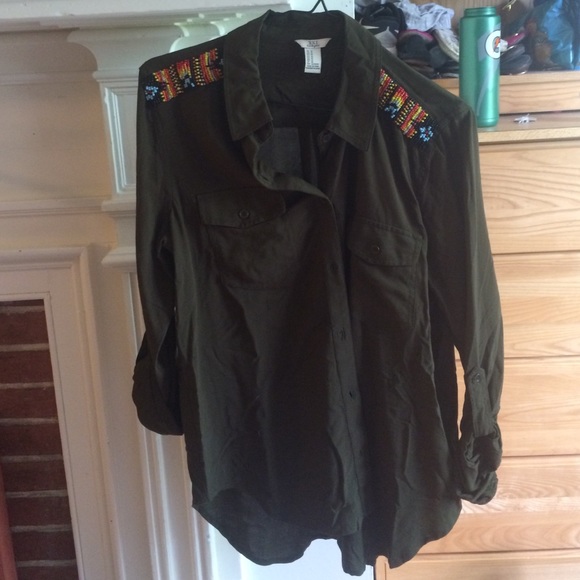 Forever 21 green shirt beaded button down