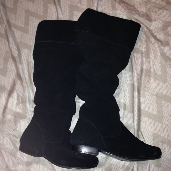 Black boots