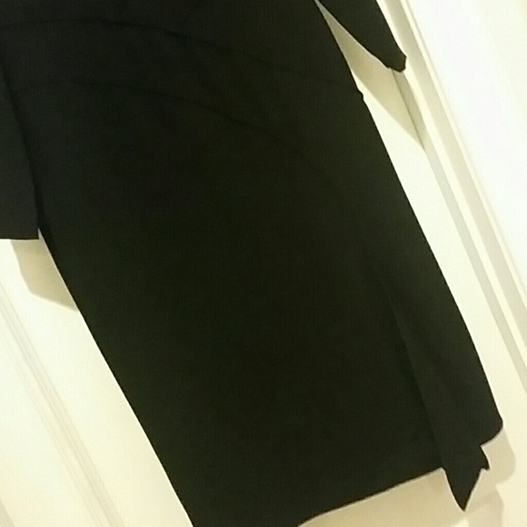 IFIL MARSHALL DRESS - Picture 4 of 4
