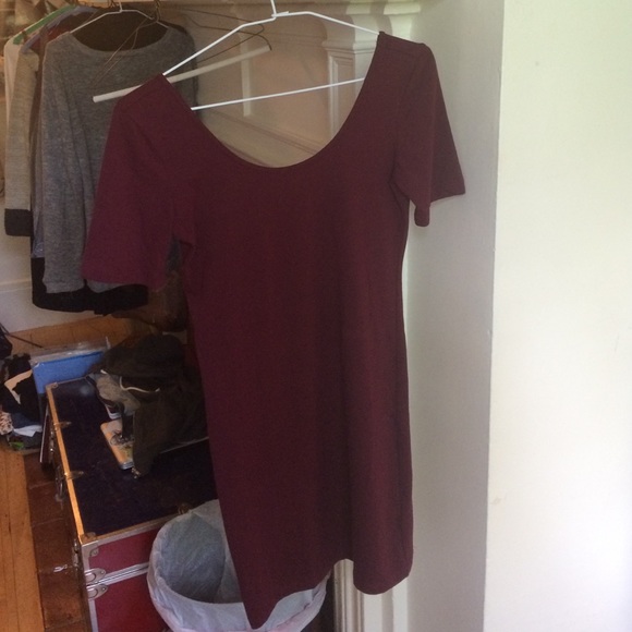 Bodycon short maroon red dress