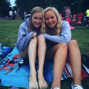 Meet your Posher, Caroline