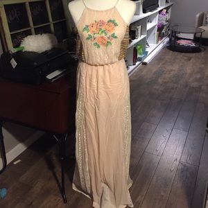 Flying tomato maxi dress with crochet lace med