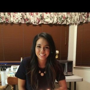 Meet your Posher, Briana