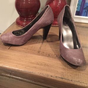 So soft leather heels