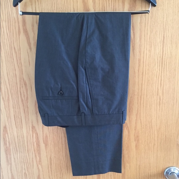 Grey men's Hugo Boss suit - Picture 2 of 3