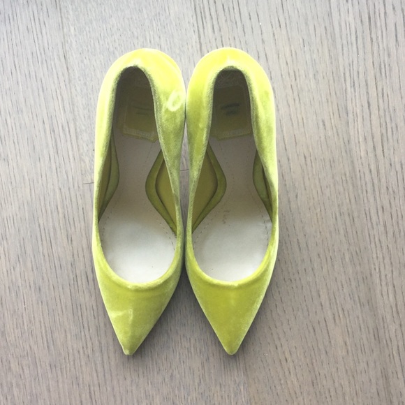 SOLD! Dior heels, velvet heels,size 38 - Picture 1 of 4