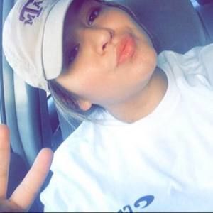 Meet your Posher, Juana