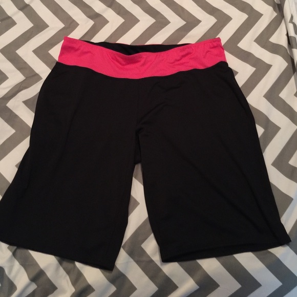 Tek Gear workout shorts Large