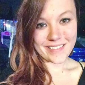 Meet your Posher, Corie