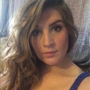 Meet your Posher, Kari