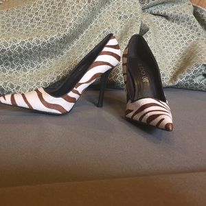 Aldo heels brown and white animal print