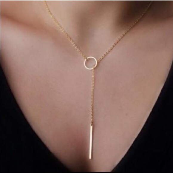 Jewelry - Circle and Bar Necklace