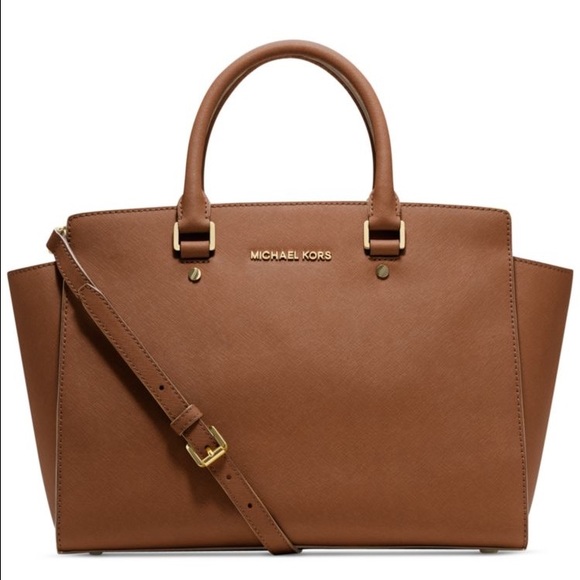 Sold. 🎉Host Pick💐Michael Kors Selma - Picture 3 of 4