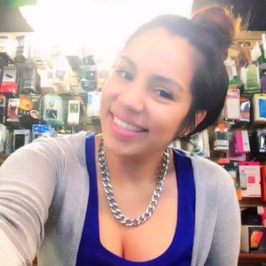 Meet your Posher, Sara