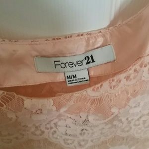Forever 21 Tops - Pink peach lace forever 21 top Forever 21 Tops - Pink peach lace forever 21 top