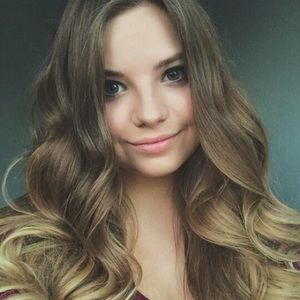 Meet your Posher, Marina